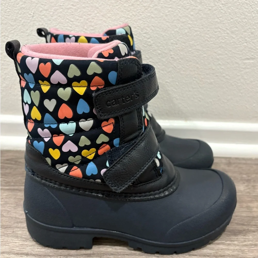 Carter's Kids Heart Pattern Winter Boots - snow boots Size 2
